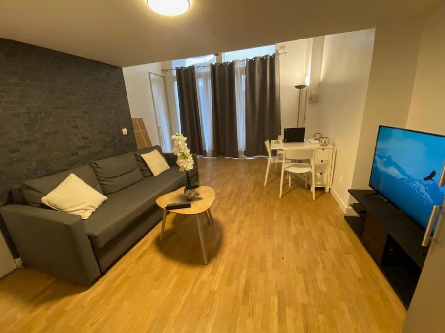Magnifique Duplex 45 M2 Aux Portes De Paris Metro Barbara A 30Mn Expo Porte De Versailles Montrouge Exterior photo